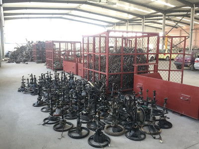 機(jī)動(dòng)車報(bào)廢選德隆 全濰坊免費(fèi)上門拖車 專業(yè)處理機(jī)動(dòng)車部件